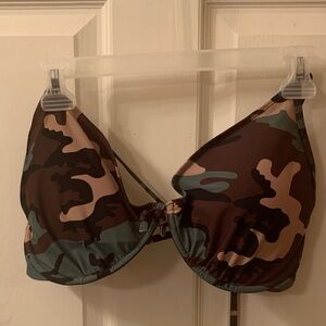 38DDD Underwire Camouflage Women's Bikinj Top